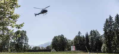 Foto von Hubschrauberflüge, Gourmetflüge, Rundflüge, VIP Shuttle, Fallschirmflüge