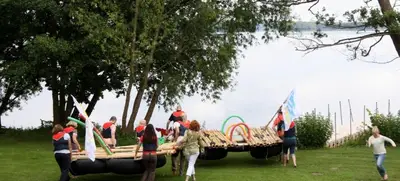 Foto von Floßbau mit Floßfahrt - Das Teamevent!
