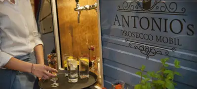 Foto von Antonios Prosecco Mobil