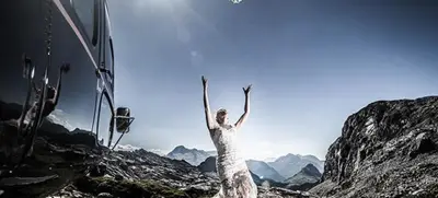 Foto von Hubschrauberflüge, Gourmetflüge, Rundflüge, VIP Shuttle, Fallschirmflüge