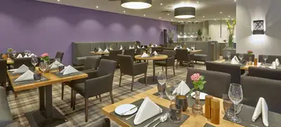 Foto von Buffet mit regionalen Spezialitäten
