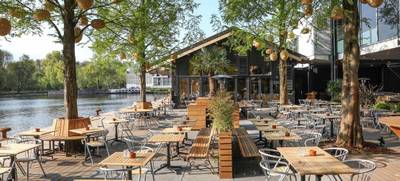 Foto von Sfeervol Zomers Paviljoen met Privé Strand