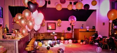 Foto von Mellow Club & Deluxxe Bar