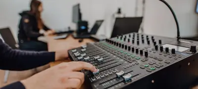 Foto von Hybrid- und Streamingevents @ KAI 10 – THE FLOATING EXPERIENCE