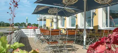 Foto von Beach & Bowl
