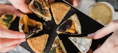 Foto von Craft-Käse und Aged Sake Tasting