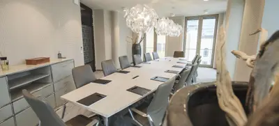 Foto von Collection Business Center Berlin Gloria am Ku'Damm Exklusiver Konferenzraum