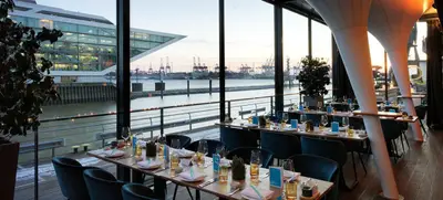 Foto von am kai | restaurant. seafood. drinks. elbblick
