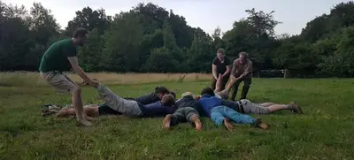 Foto von Outdoor Survival Teamtraining