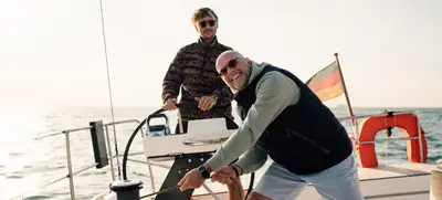Foto von Team-Coaching unter Segeln