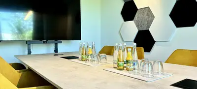 Foto von dice No3 - MEETING