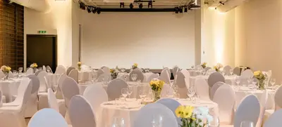Foto von Heiraten in der WHITE Spreelounge