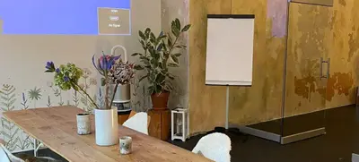 Foto von The Lovers & Leaders Space
