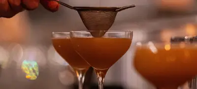 Foto von Weihnachtsfeier mit Cocktailverkostung