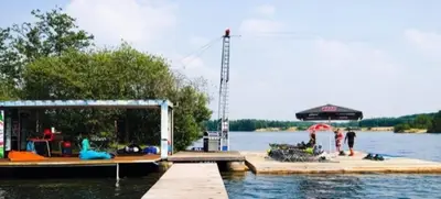 Foto von Robinson-Insel: Gehoben als Sundowner-Party oder Empfang oder sportlich