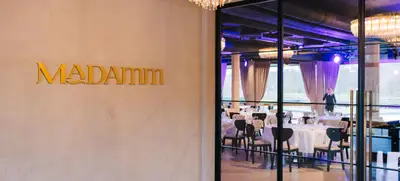 Ma Damm Lounge