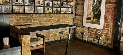 Foto von Black Wedding Bar