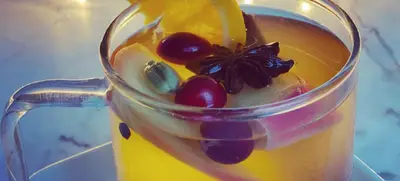 Foto von Virtual Spiced Cocktails/Mocktails/ Warm Drinks or Smoothies with Dancing Chef