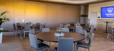 Foto von Topgolf Oberhausen - Meetingraum Jakobi
