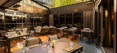 Foto von St.Ribs Restaurant & Bar