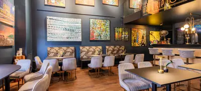Foto von Art & Sip Lounge