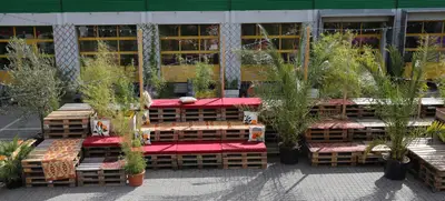Foto von Urban Summer – 800m² Outdoor Oasis