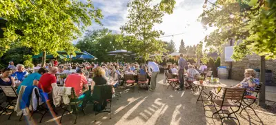 Foto von Ihr eigenes Weinfest