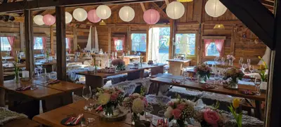 Foto von Hochzeitsfeier in der Schwarzen Heidi Fonduehütte