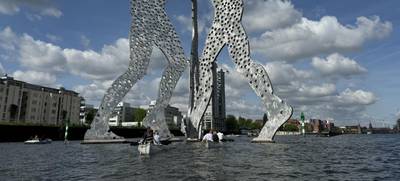 Foto von Teamevent in Berlin - Kanutour im Mannschaftskanadier