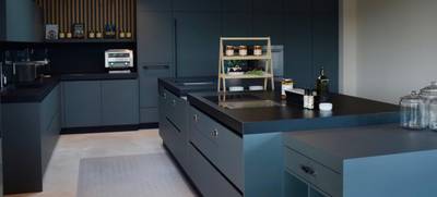 Foto von Für Teams & Friends - Living Kitchen - Professionelle Eventküche mit V-Zug-Gerät