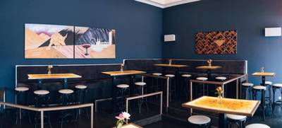 Foto von Stage Bar