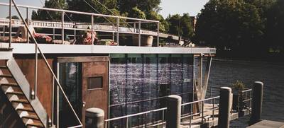 Foto von WildKraut Eventschiff | Stilvolle Privatevents und Firmenfeiern auf dem Wasser in Berlin Innenbereich