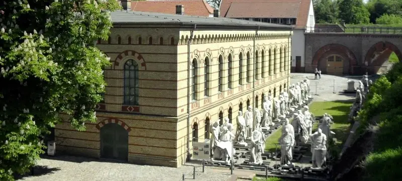 Foto 5 von Italienische Höfe - Zitadelle