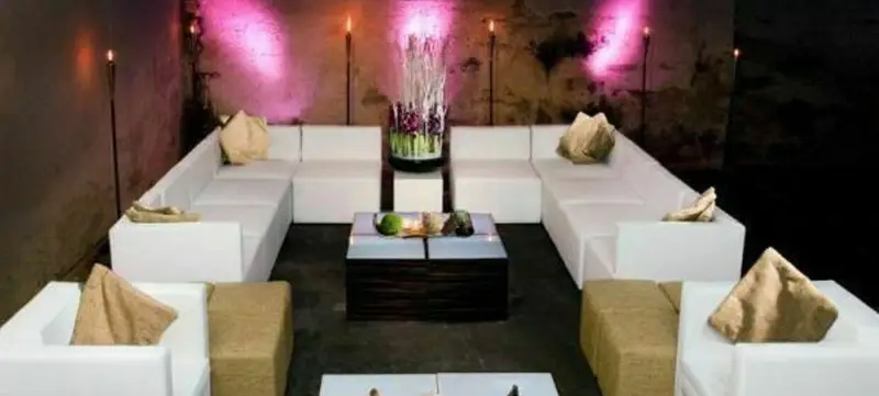 Foto 4 von Different Eventausstattung