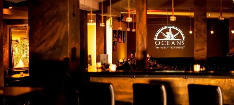 Foto 1 von Oceans Restaurant Bar & Lounge