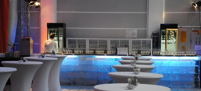 Foto 5 von Frankfurter Barcatering