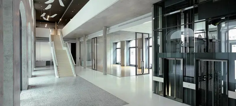 Foto 2 von Römischer Hof - Palazzo Italia 
