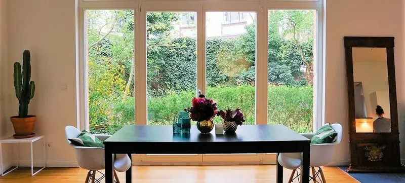 Foto 1 von The Shy Townhouse