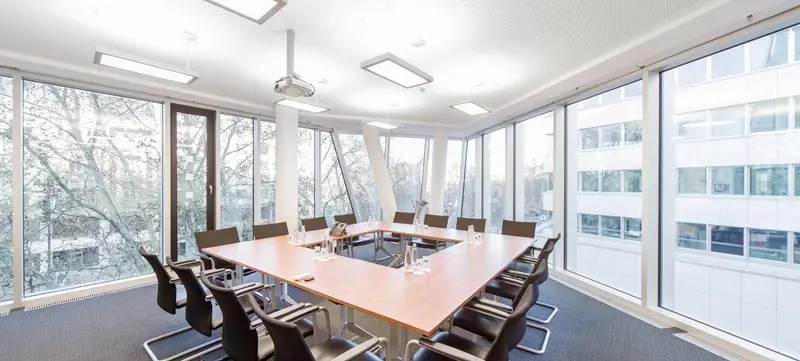 Foto 1 von Regus KuDamm 195
