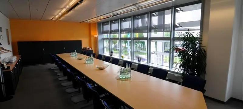 Foto 3 von Regus Airport