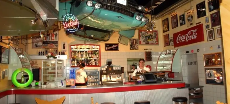 Foto 2 von Europapark Rock-Café