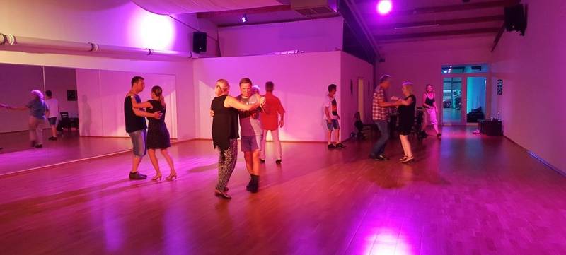 Foto 5 von Tanzstudio Let's Move