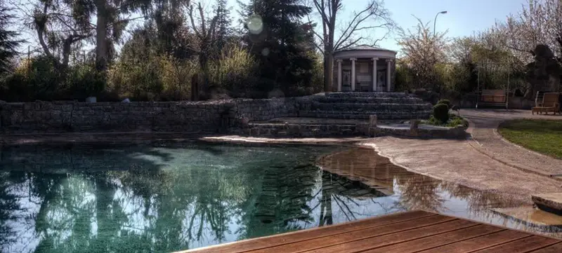 Foto 2 von Living Exclusive Schwimmteich