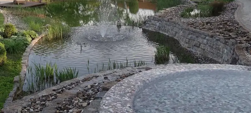 Foto 3 von Living Exclusive Schwimmteich