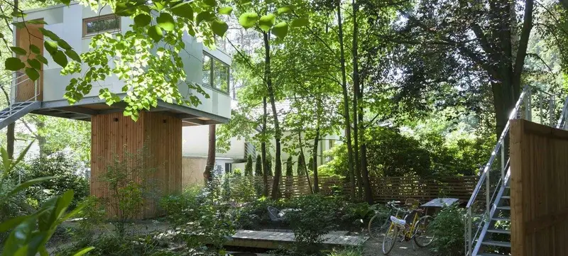 Foto 2 von Urban Treehouse
