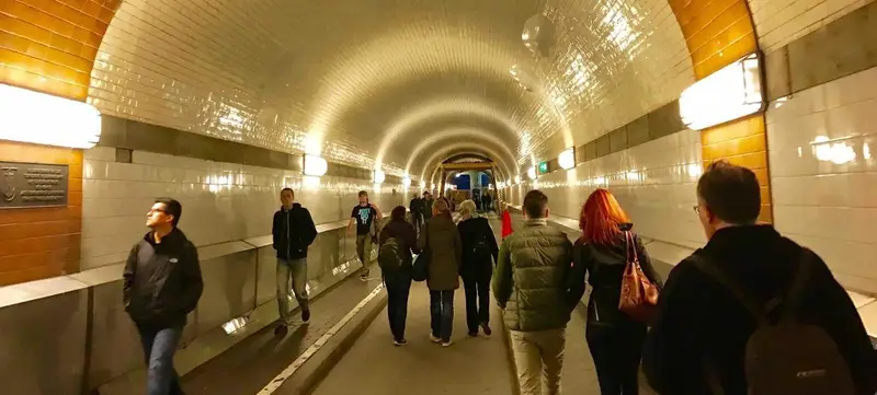 Foto 1 von Hamburg Auskenner