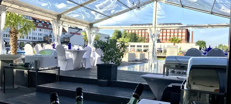 Foto 1 von iLand Berlin