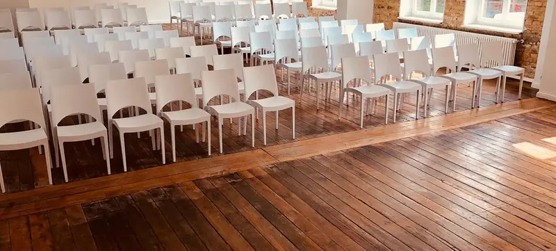 Foto 1 von Neue golden Ross Kaserne