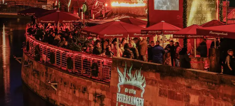 Foto 2 von Nürnberger Feuerzangenbowle