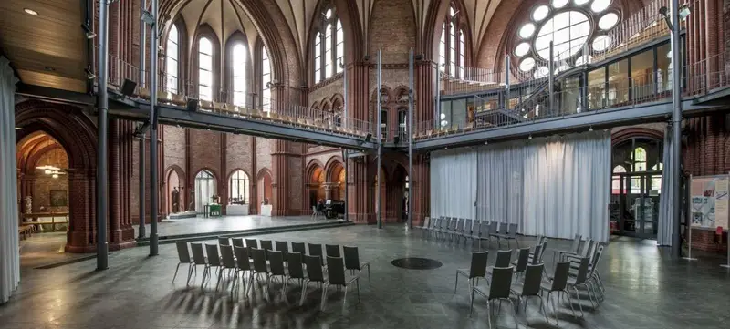 Foto 1 von Heilig-Kreuz-Kirche